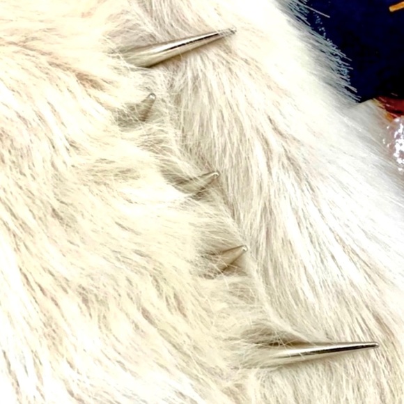 UNIF Creature Metal Spikes Medium Faux Fur White Ivory Coat Lined Jacket - Picture 9 of 11
